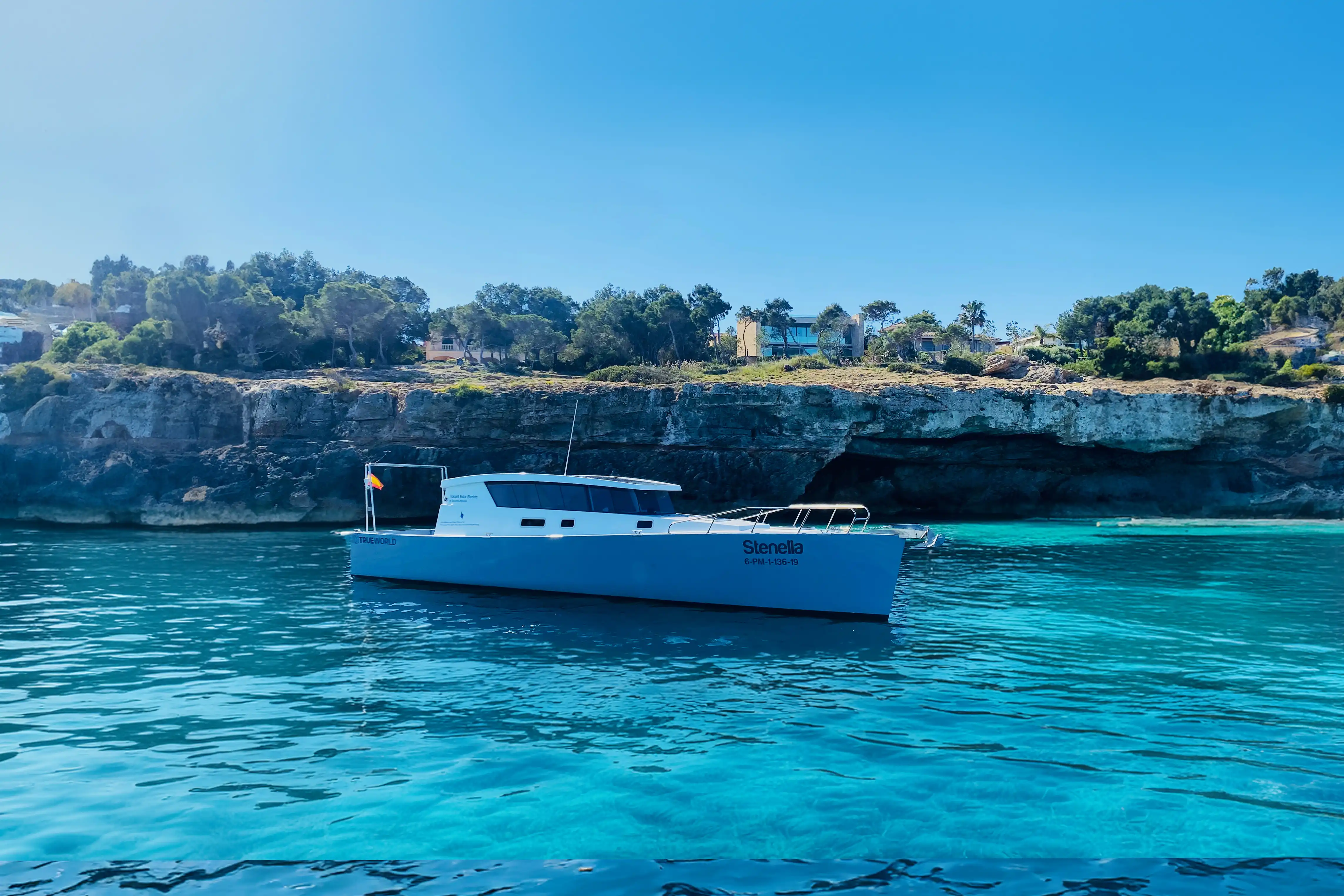 Portocolom und Ausflug mit dem Elektroboot
